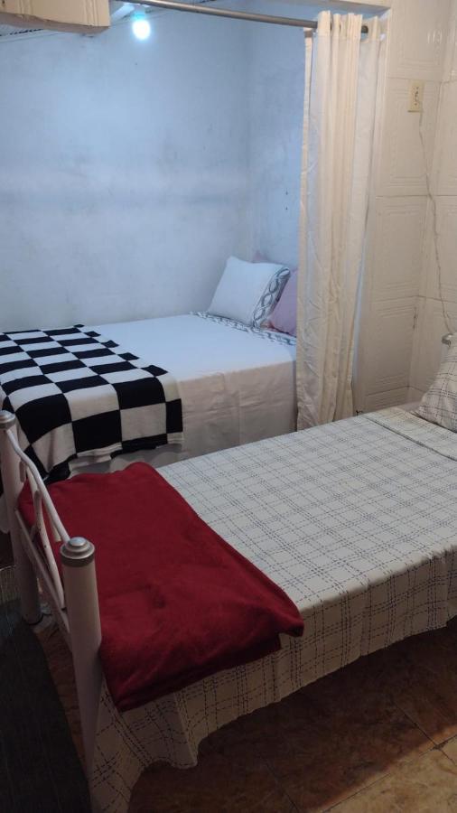 Hostel Sandra Армасан-душ-Бузіус Екстер'єр фото